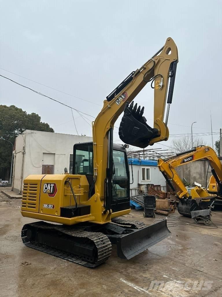CAT 305.5 小型挖掘机
