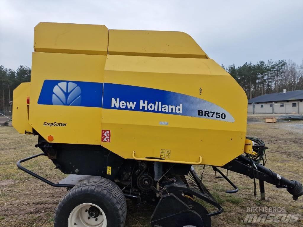 New Holland BR 750 圆捆打捆机