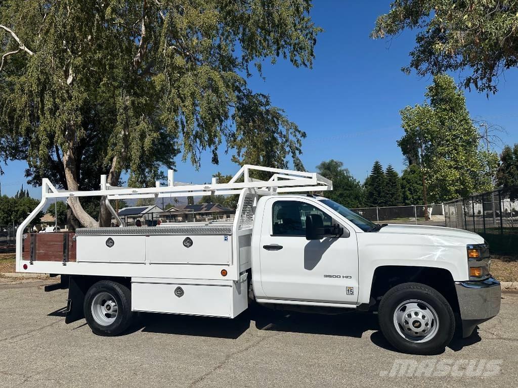 Chevrolet 3500 HD 皮卡车