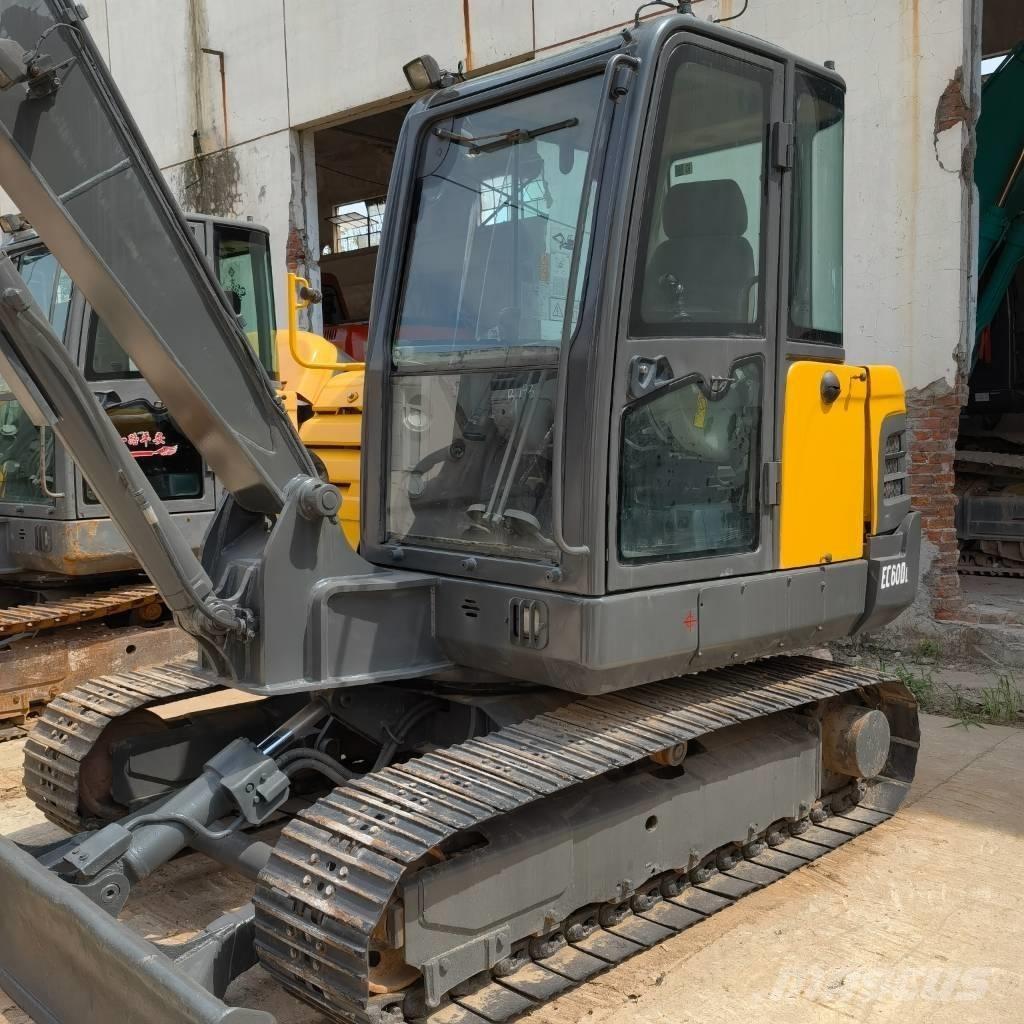 Volvo EC60 小型挖掘机