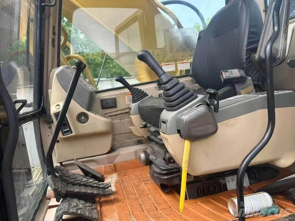 CAT 330 B L 履带挖掘机