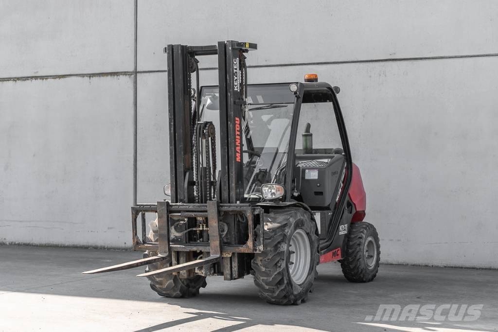 Manitou MC 25-4 柴油叉车