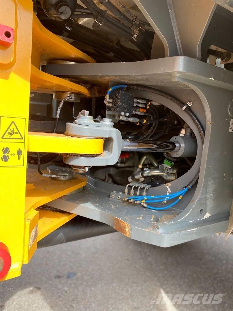 Liebherr L 538 轮式装载机