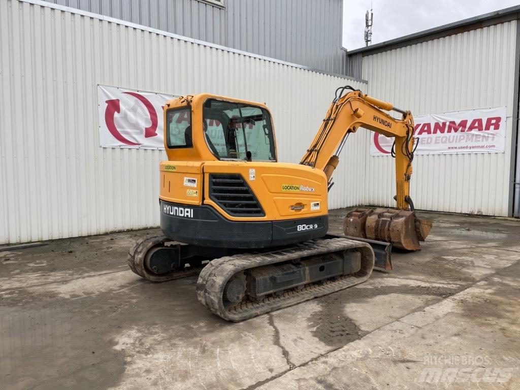 Hyundai R80CR-9 中型挖掘机