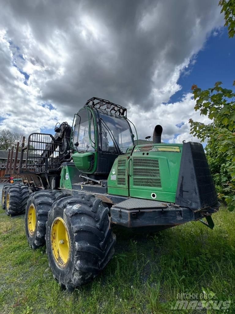 John Deere 1210 E 集运机