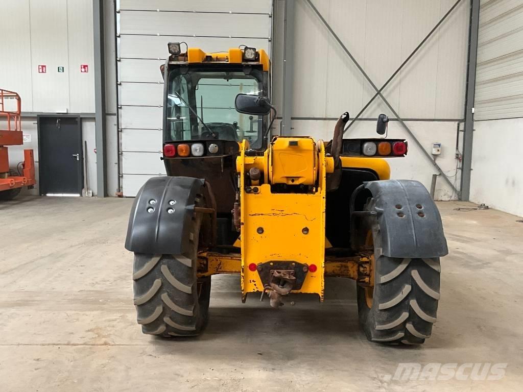 JCB 536-60 伸缩臂叉装车|叉装车