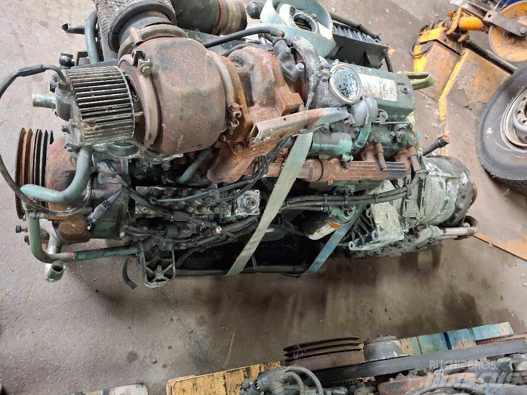 Volvo D7C275 发动机