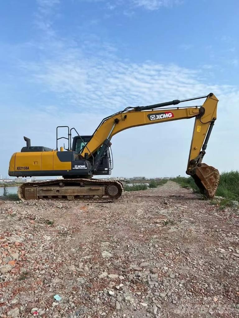 XCMG XE200DA 履带挖掘机