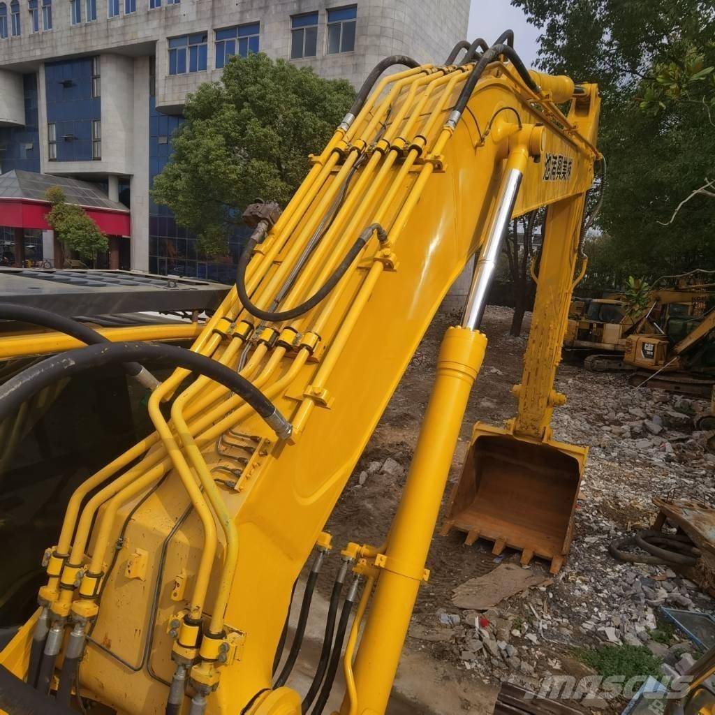 Komatsu PC 450-8 履带挖掘机