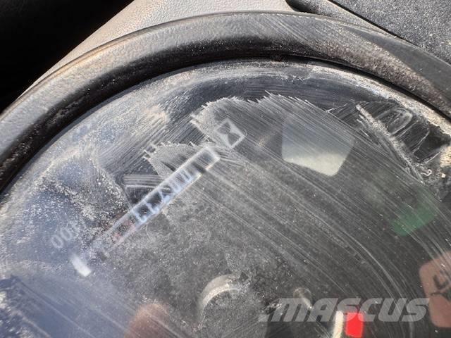 Yanmar Vio 17 小型挖掘机