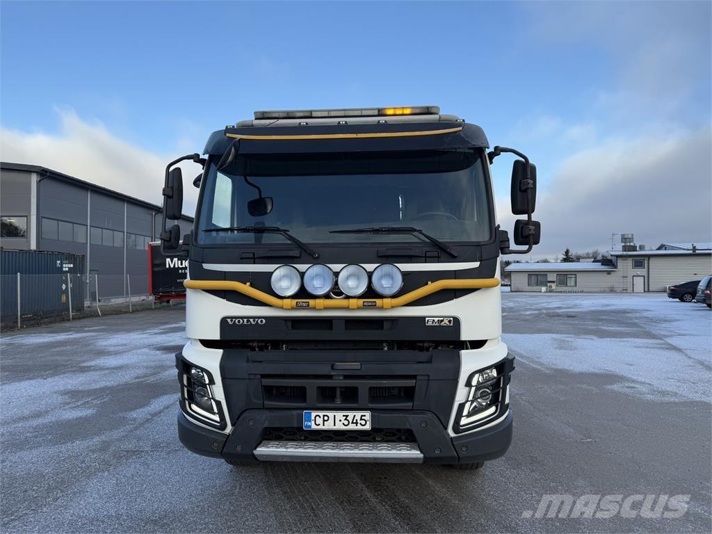 Volvo FMX 500 8X4 工程吊钩车