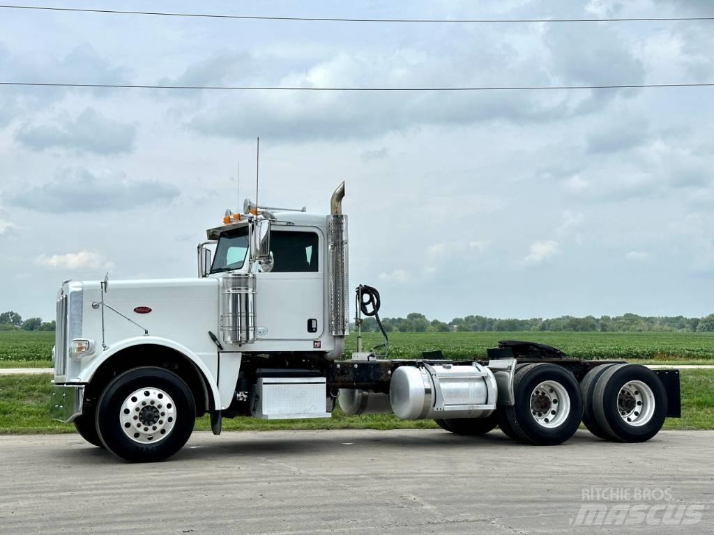Peterbilt 389 牵引车