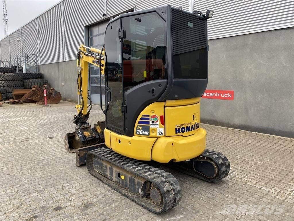 Komatsu PC26MR-5 轮式挖掘机