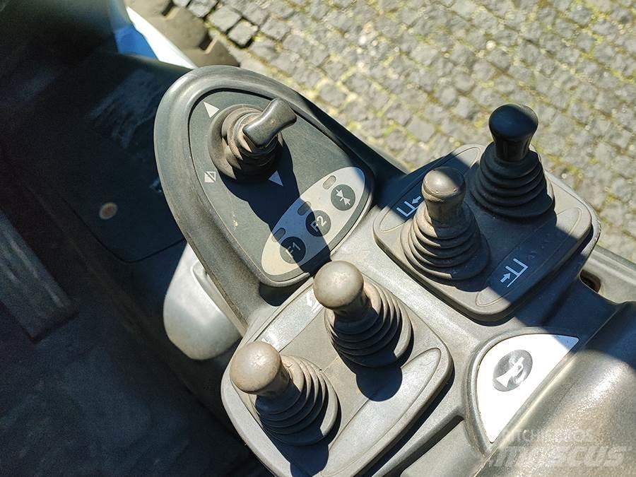Still RX70-30T 天然气叉车