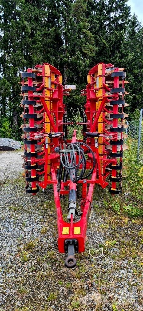 Väderstad Carrier525 手扶中耕机