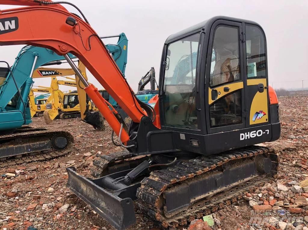 Doosan DH 60-7 小型挖掘机