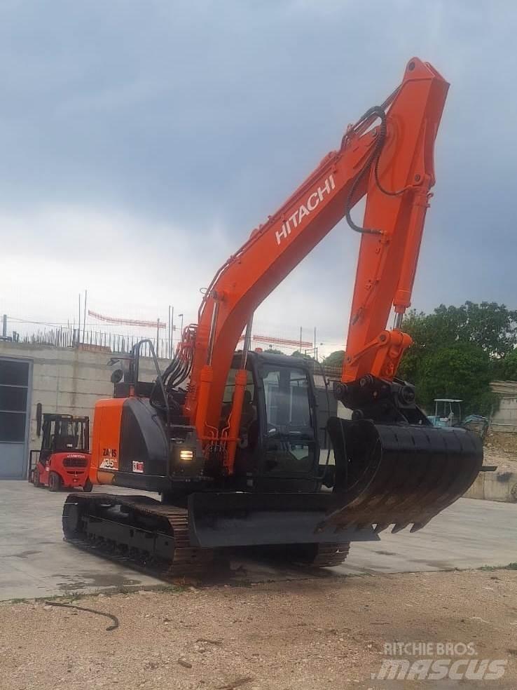 Hitachi ZX135US-6 特种挖掘机