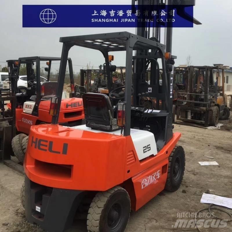 Heli k25 柴油叉车