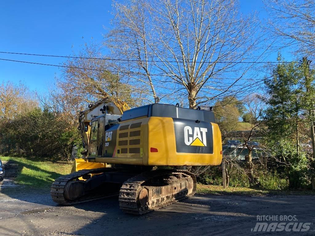 CAT 352 F 履带挖掘机