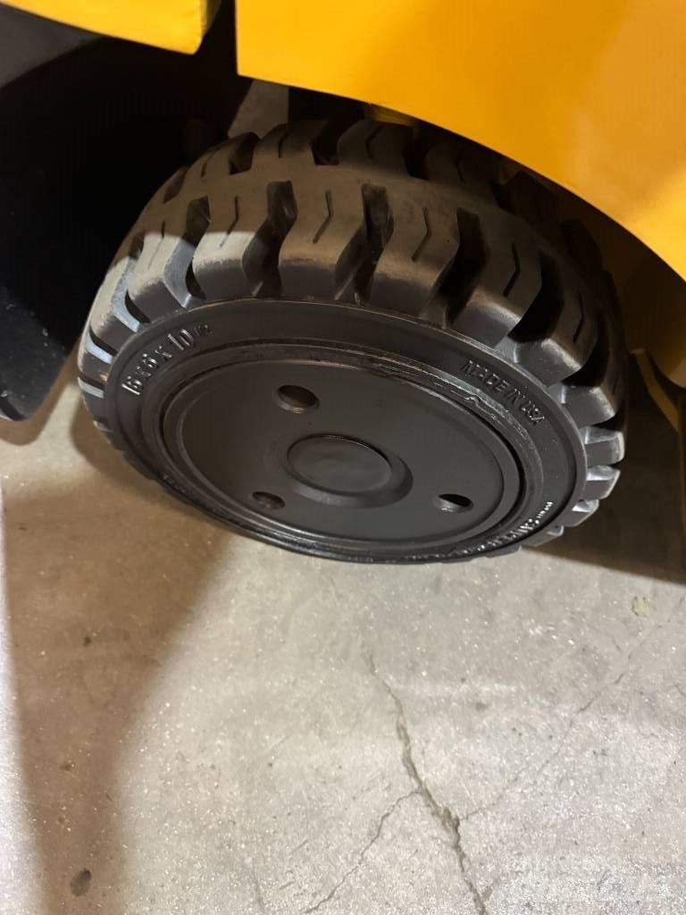 CAT FGC25N 其他叉车