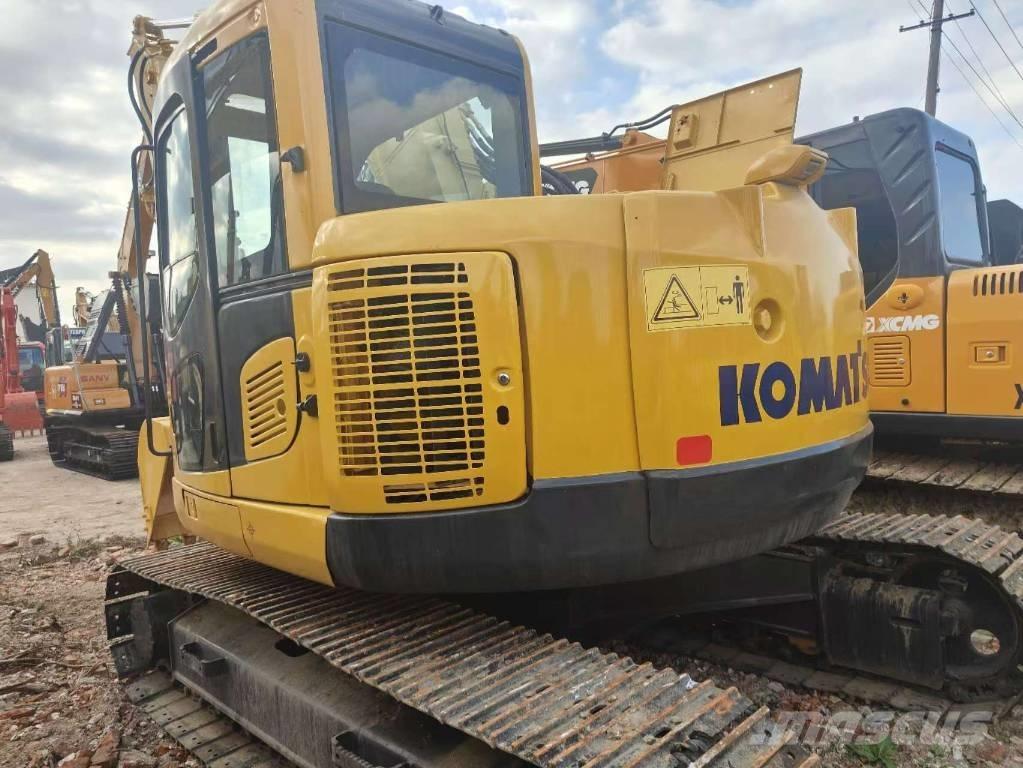 Komatsu PC 138 履带挖掘机