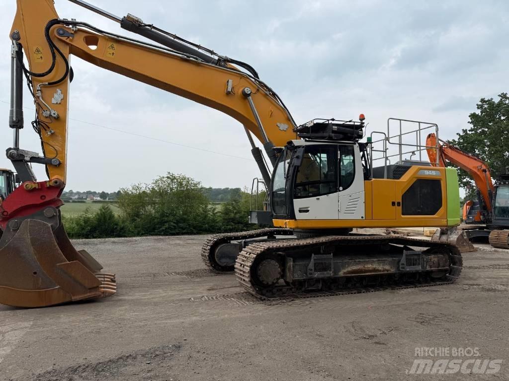 Liebherr R 945 S-HD 履带挖掘机