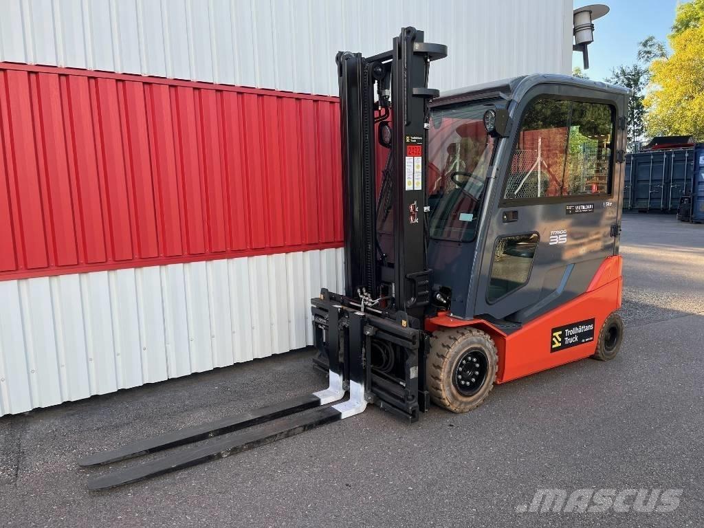 Toyota 8FBMT35 电动叉车