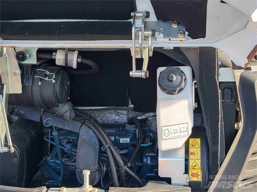 Bobcat E26 小型挖掘机