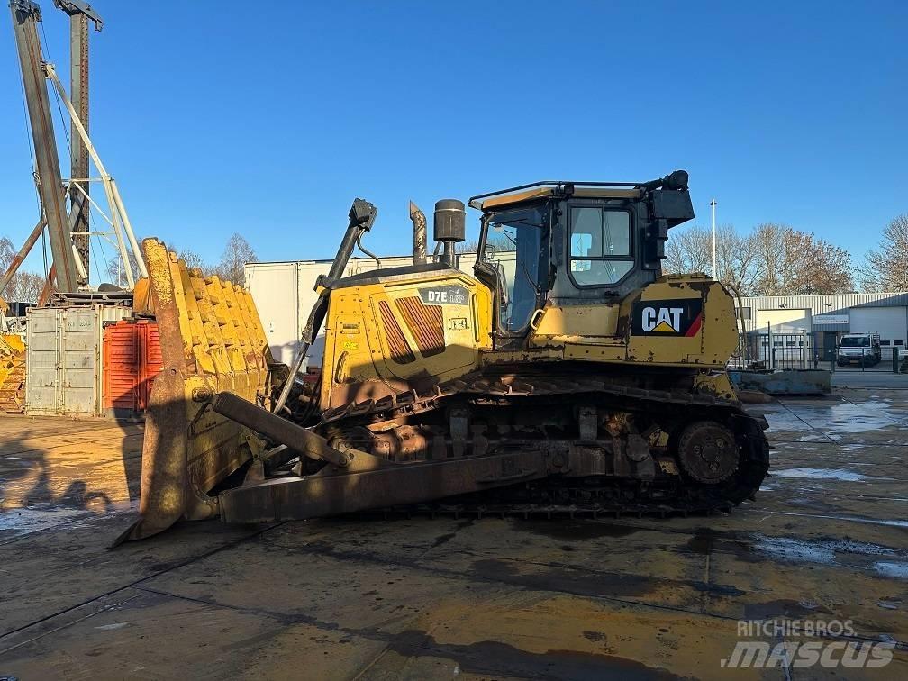 CAT D7E 履带式推土机