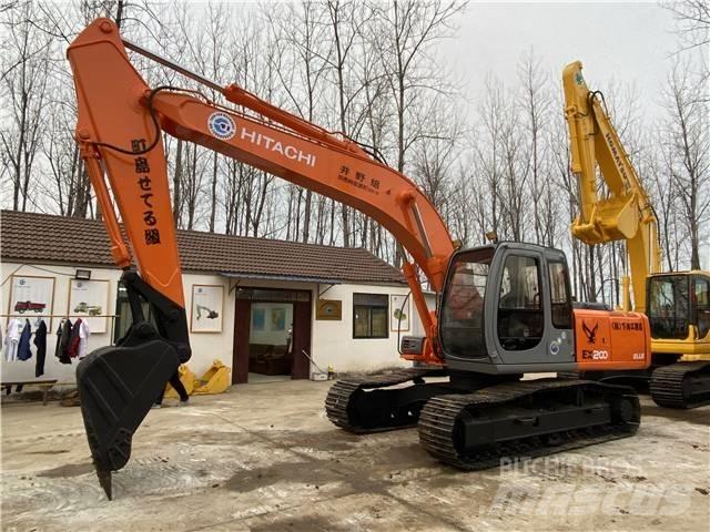 Hitachi EX 200-5 履带挖掘机