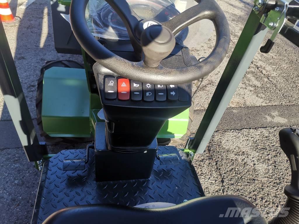 Striegel 160 YA 前装载和挖掘机