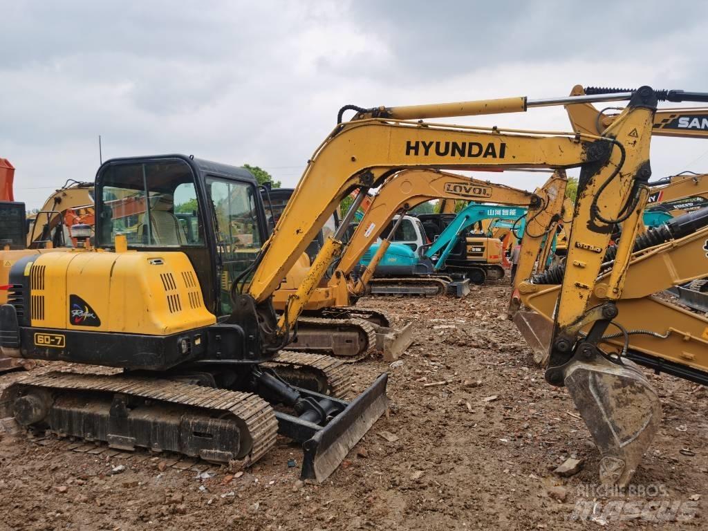 Hyundai R60 履带挖掘机