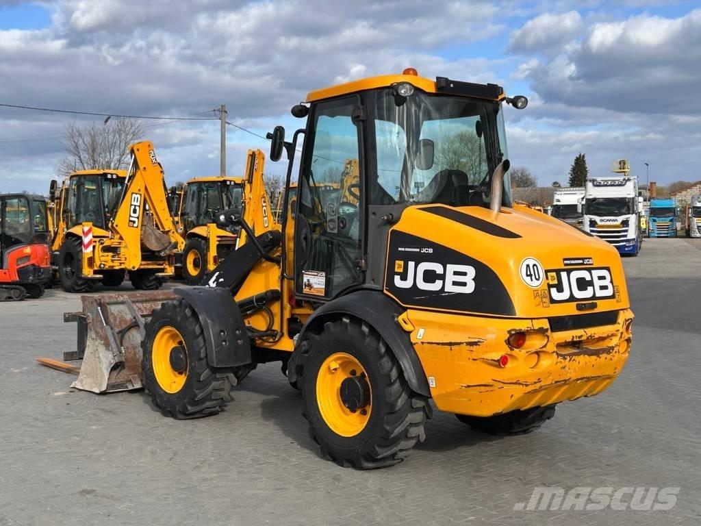 JCB 409 电动叉车