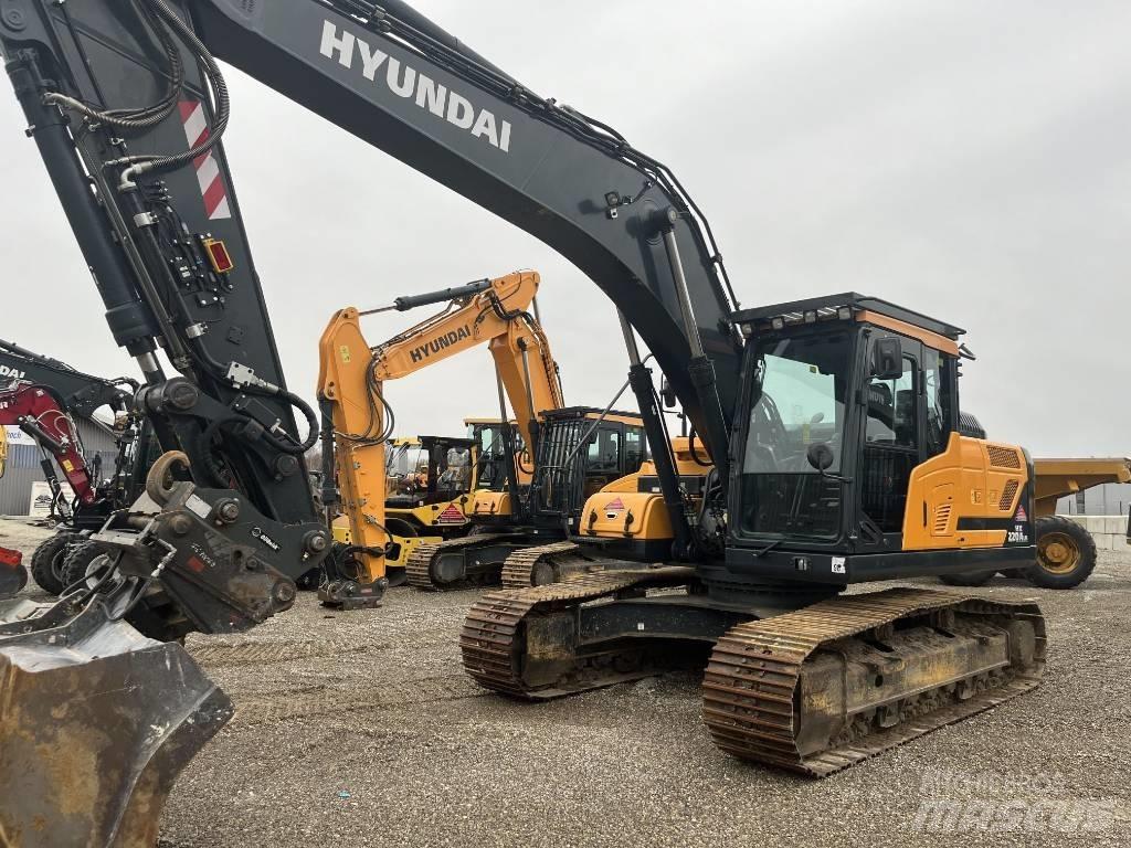 Hyundai HX 220 履带挖掘机