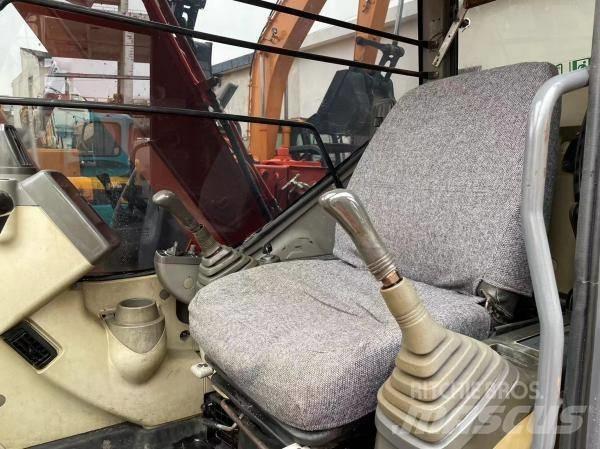 Hitachi Zaxis 70 小型挖掘机