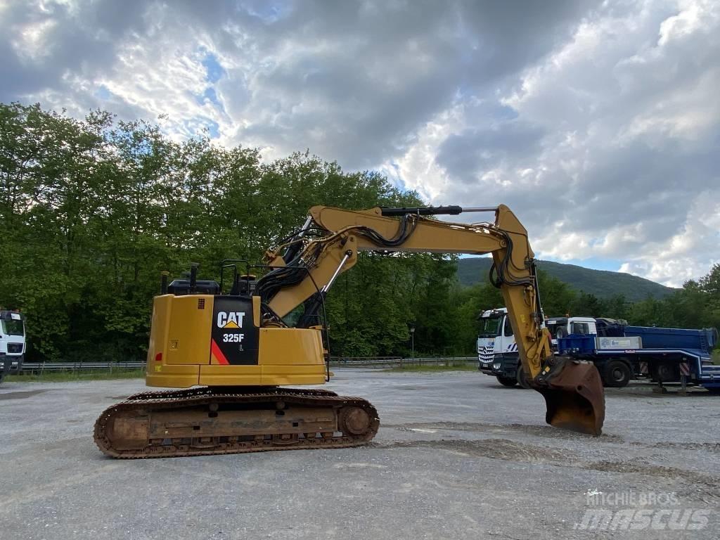 CAT 325 FL CR 履带挖掘机