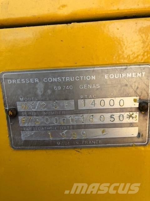 Furukawa 625E 轮式挖掘机