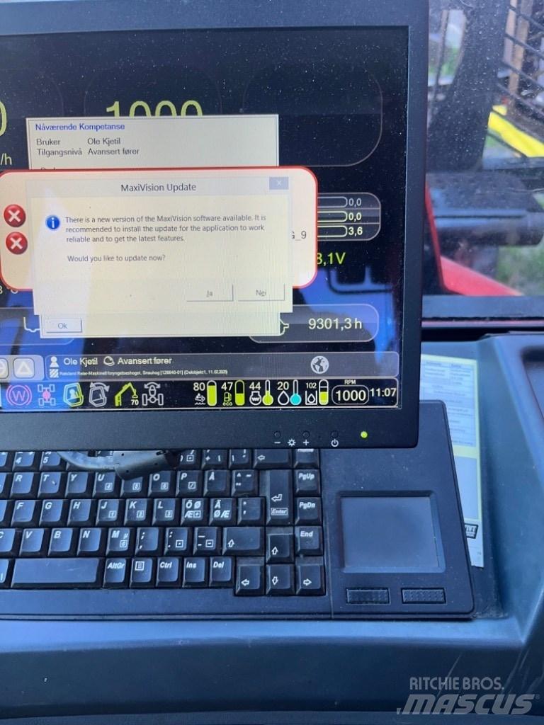 Komatsu 855.1 集运机