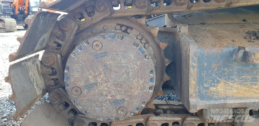 Kobelco SK230SRLC-5 履带挖掘机