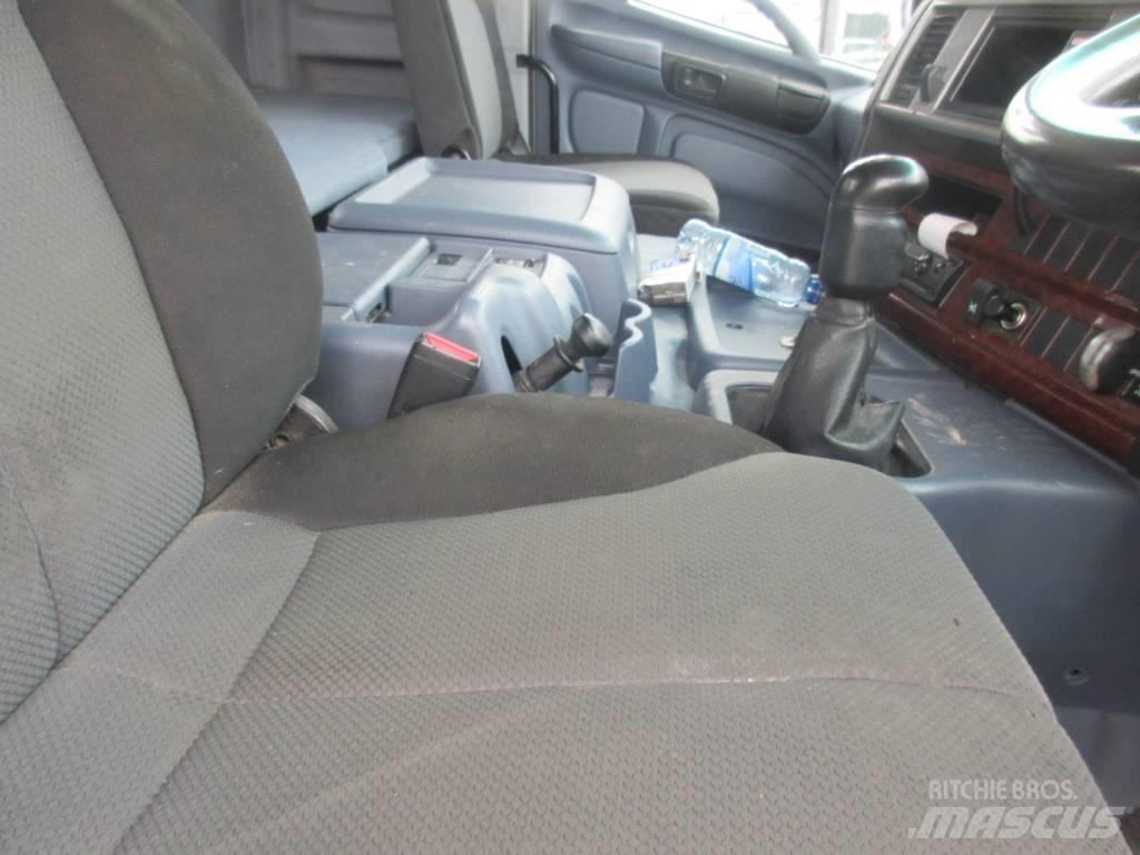 Hino 700 起重车