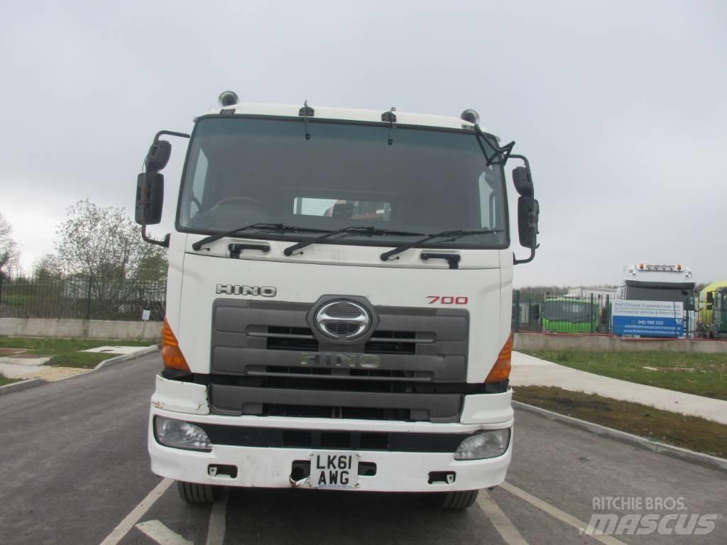 Hino 700 起重车