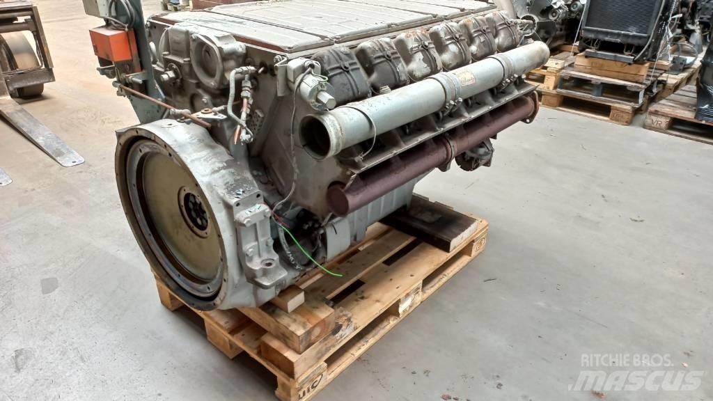 Deutz F12L413 发动机