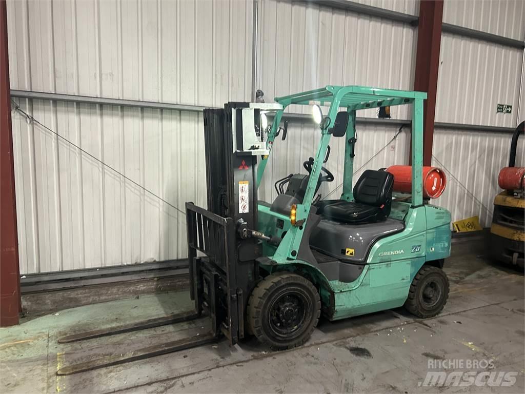 Mitsubishi FG25NT 天然气叉车