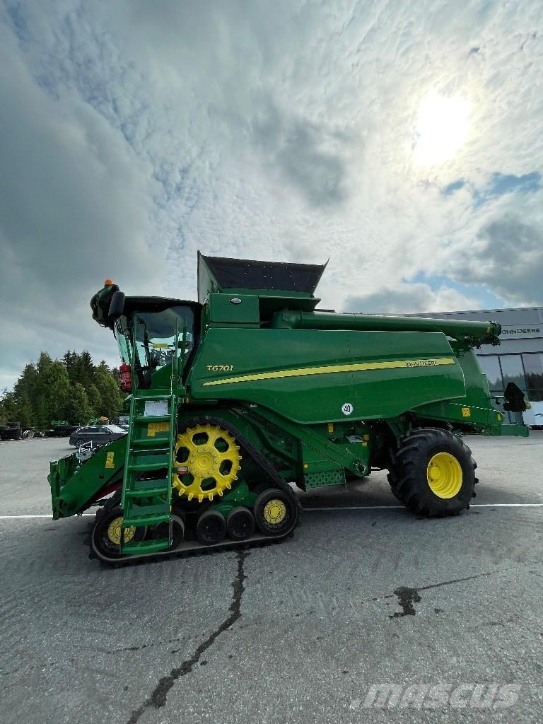 John Deere T670 i 联合收割机