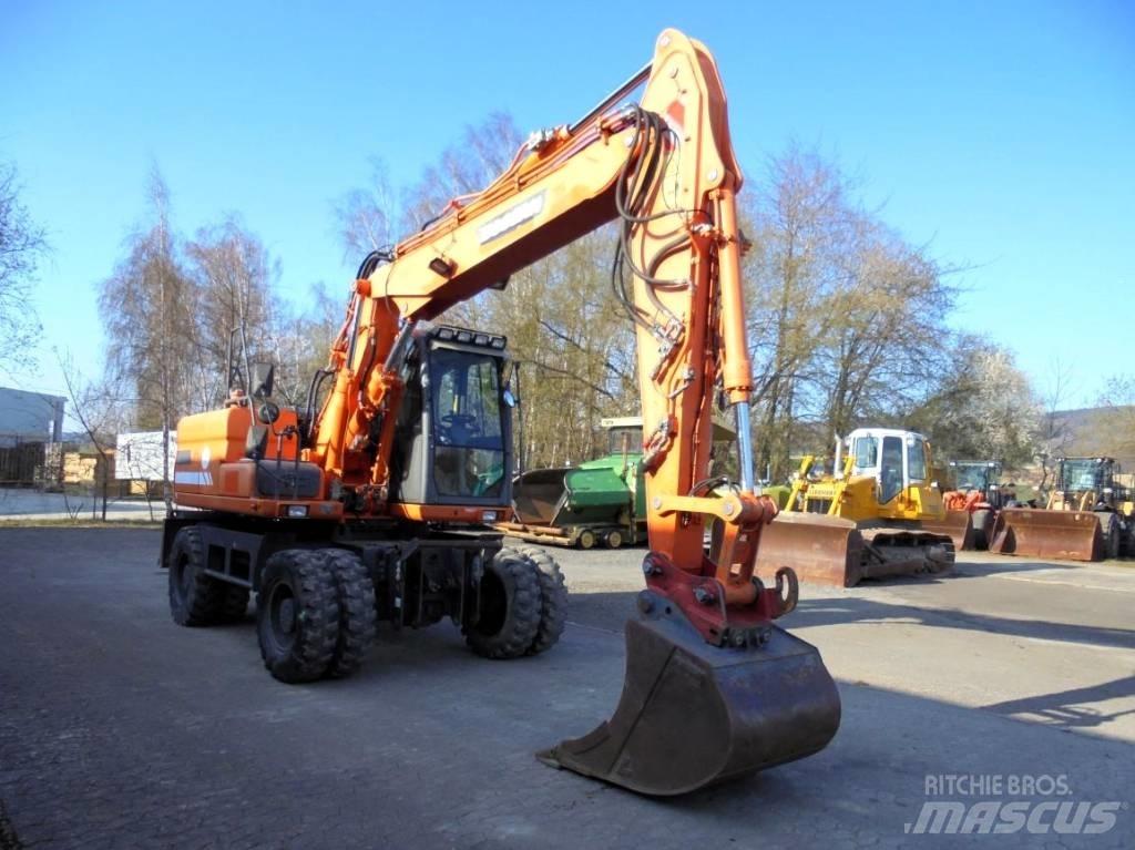 Doosan DX 160 W 轮式挖掘机