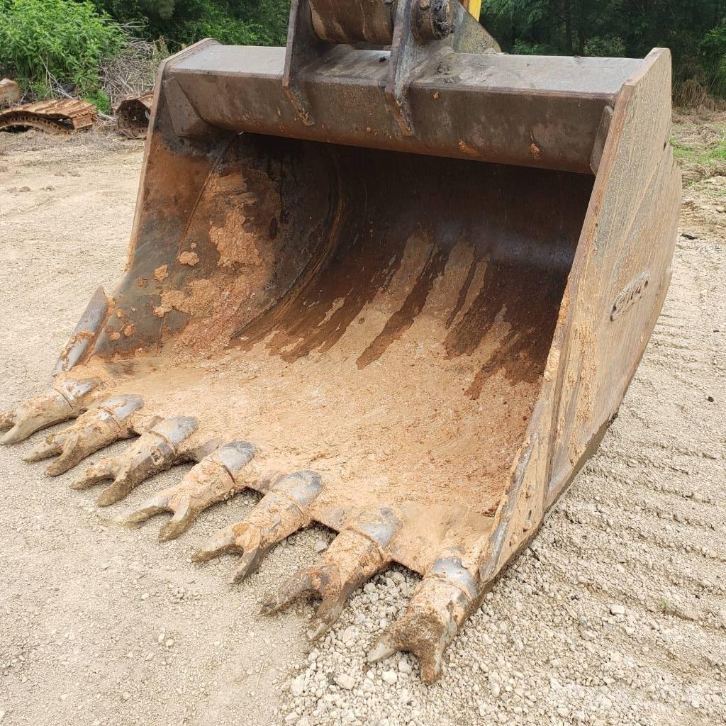 Komatsu PC 490 LC-11 履带挖掘机