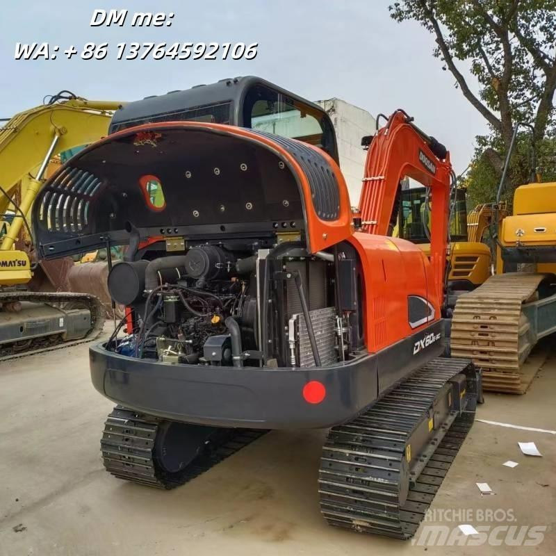 Doosan DX60 履带挖掘机