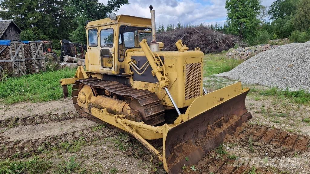 CAT D 4 D 履带式推土机