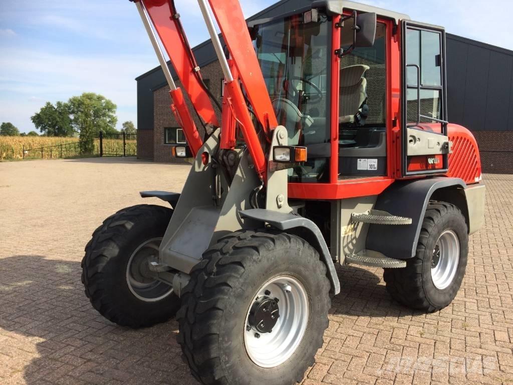 Terex TL 100 轮式装载机