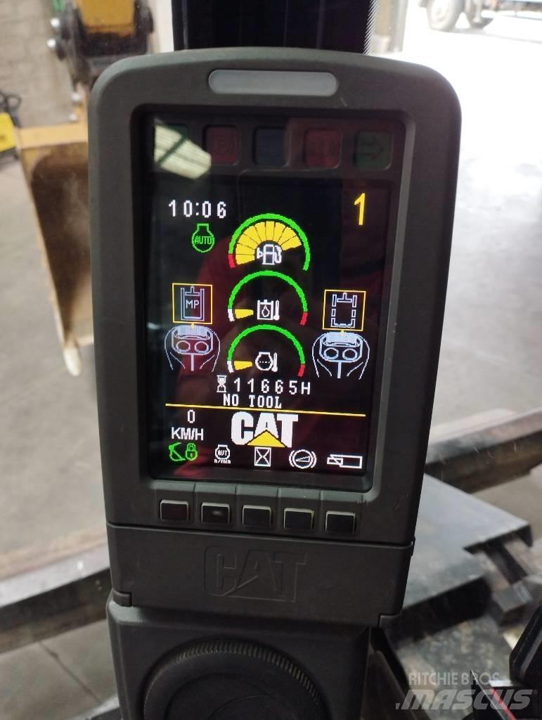 CAT M 316 D 轮式挖掘机